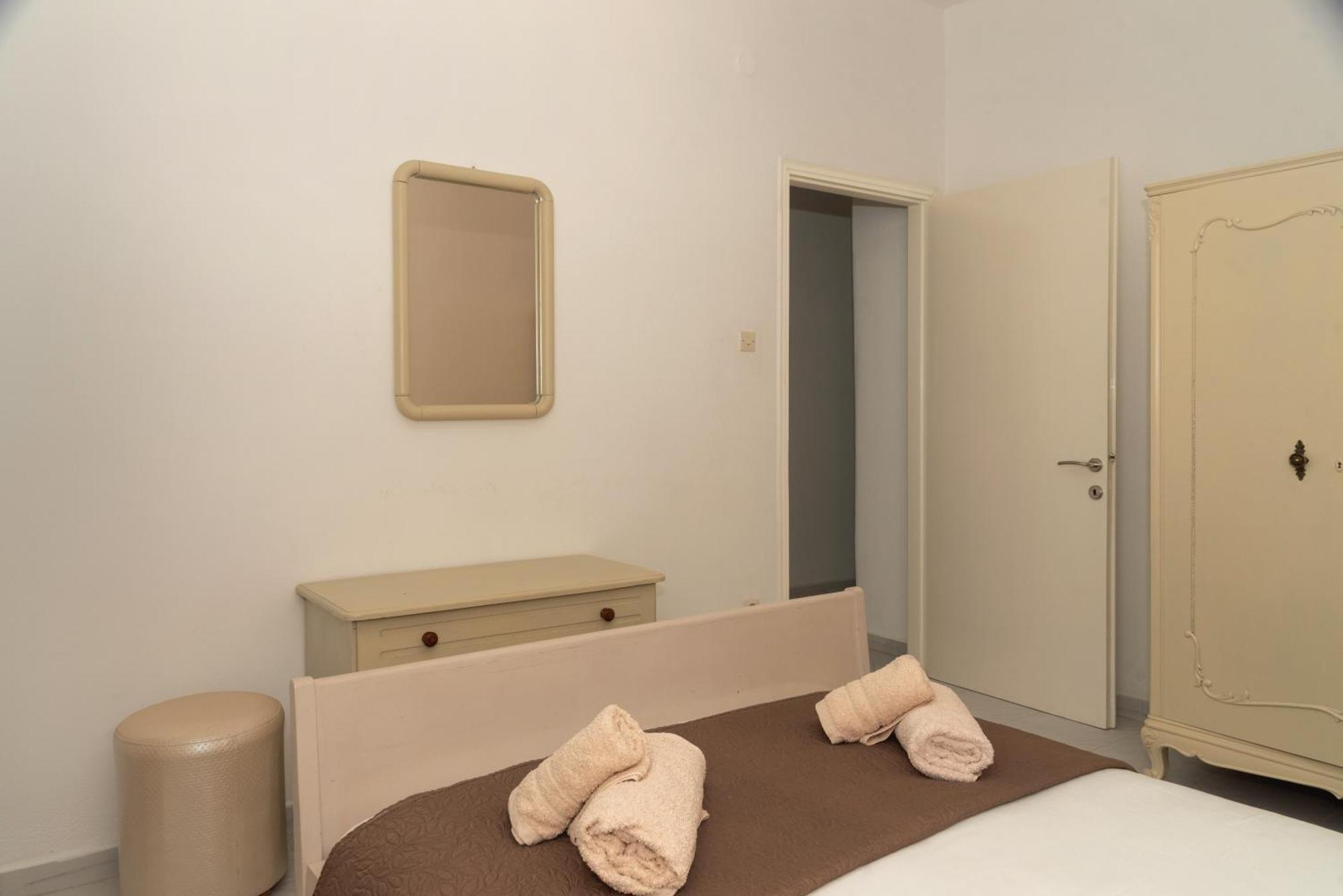 Mel Apartman Melíkia Kültér fotó